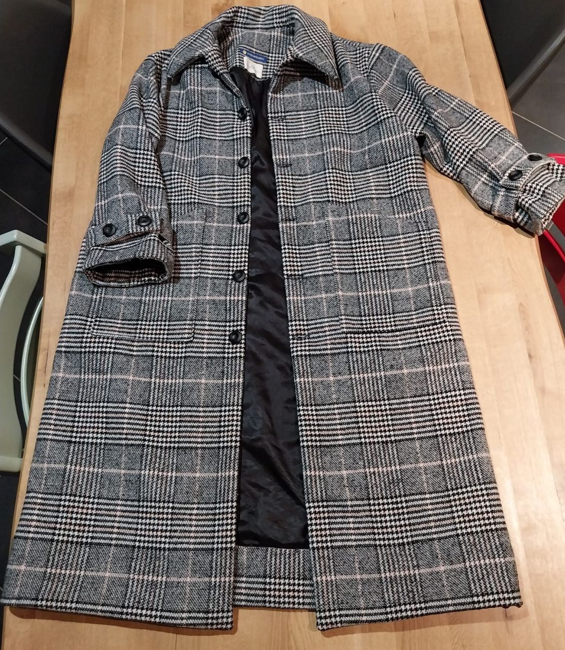 le-manteau, atelier-brunette